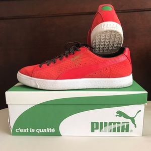 Men’s Puma Clyde GCC. Size 12